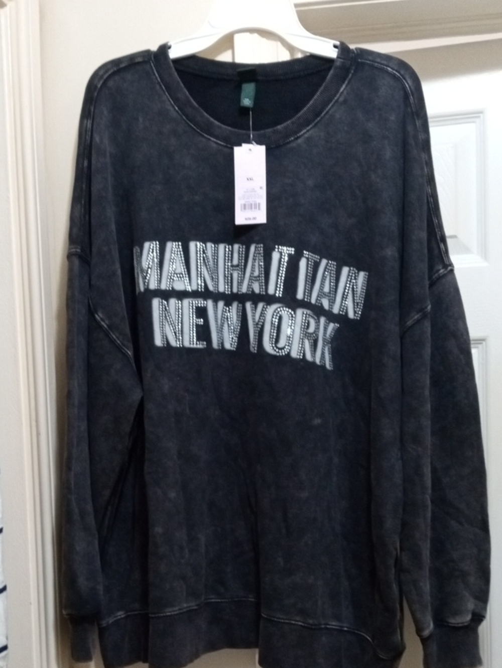 wild fable Black Mineral-Wash Unisex "Manhattan New York" Sweatshirt